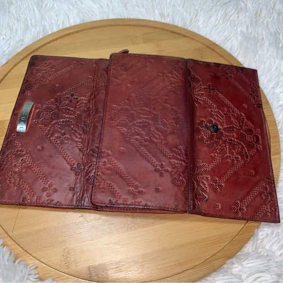 RIPCURL Surf Shack Wallet Leather Embossed Zip Coin Section - Picture 4 of 4